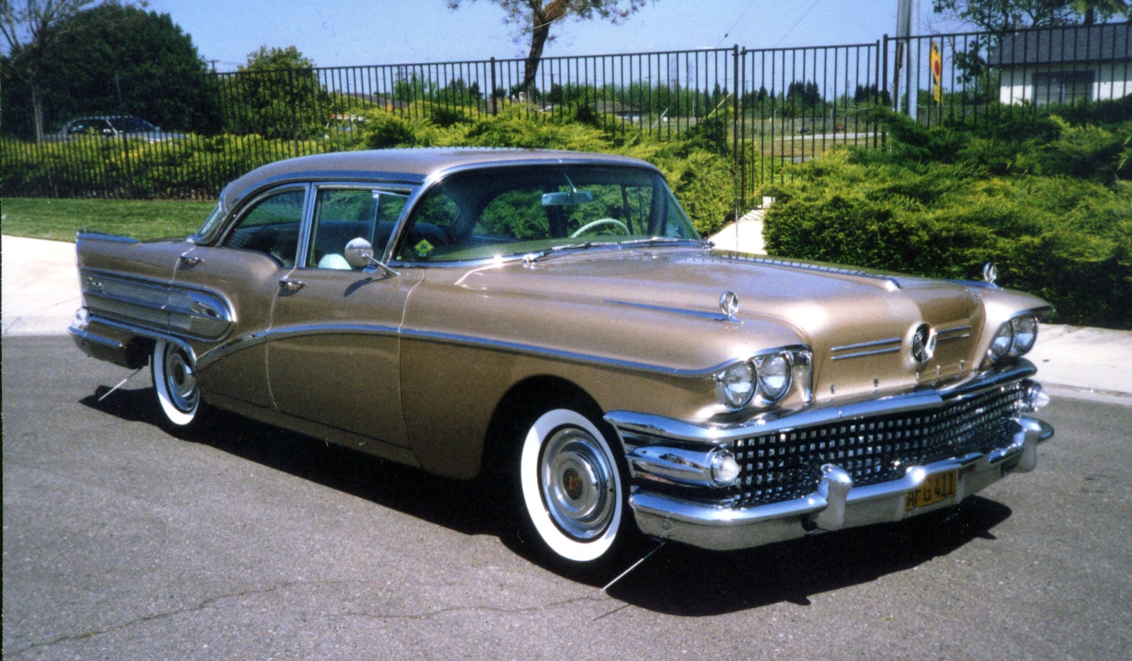 1958-century-big-boxy-buick-1.jpg