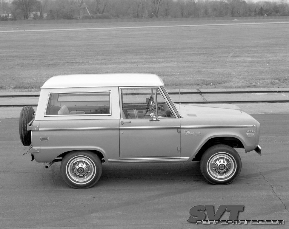 1970-Ford-Bronco-neg-151510-17.jpg
