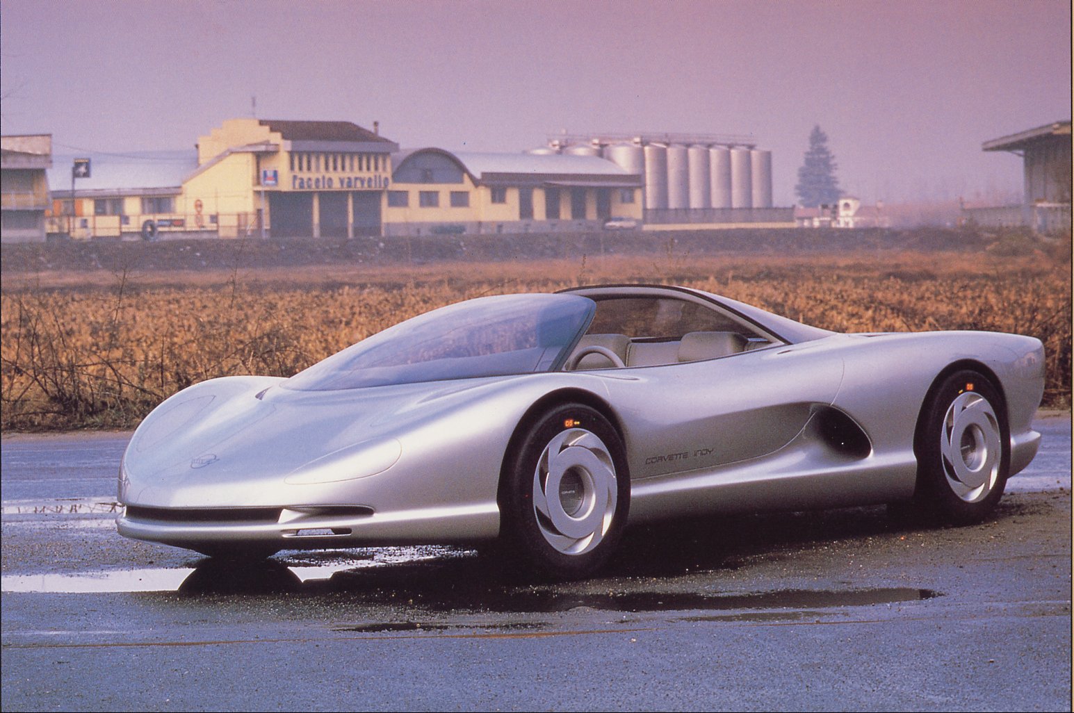 1986_Chevrolet_Corvette_Indy_Concept_01_1.jpg