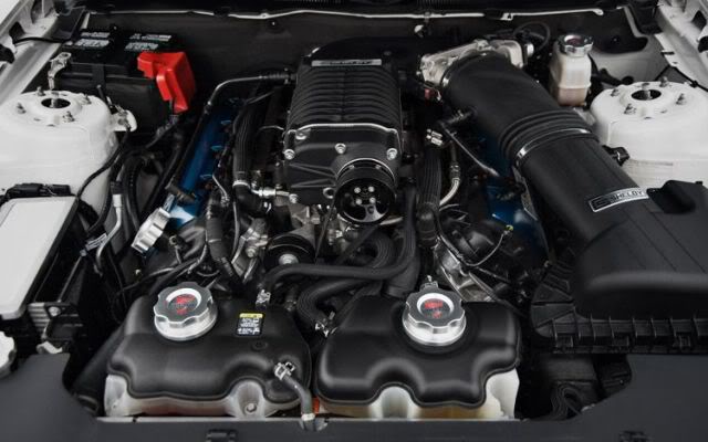 2011-ford-shelby-GT350-engine.jpg