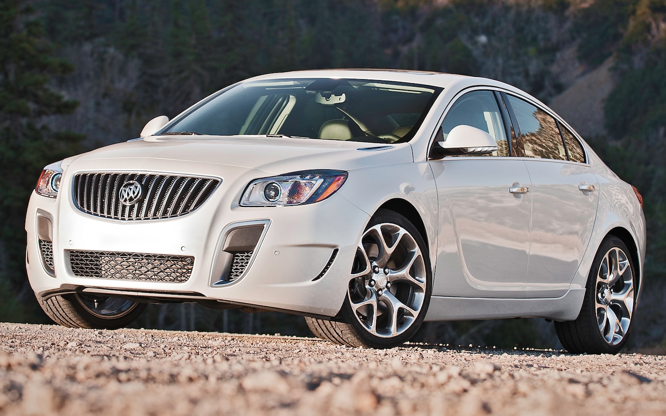 2012-Buick-Regal-GS-promo.jpg