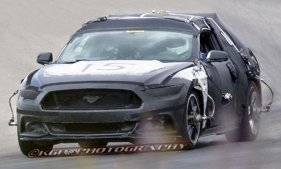 2015-Ford-Mustang-spy-photo-2_zps17c57f6e.jpg