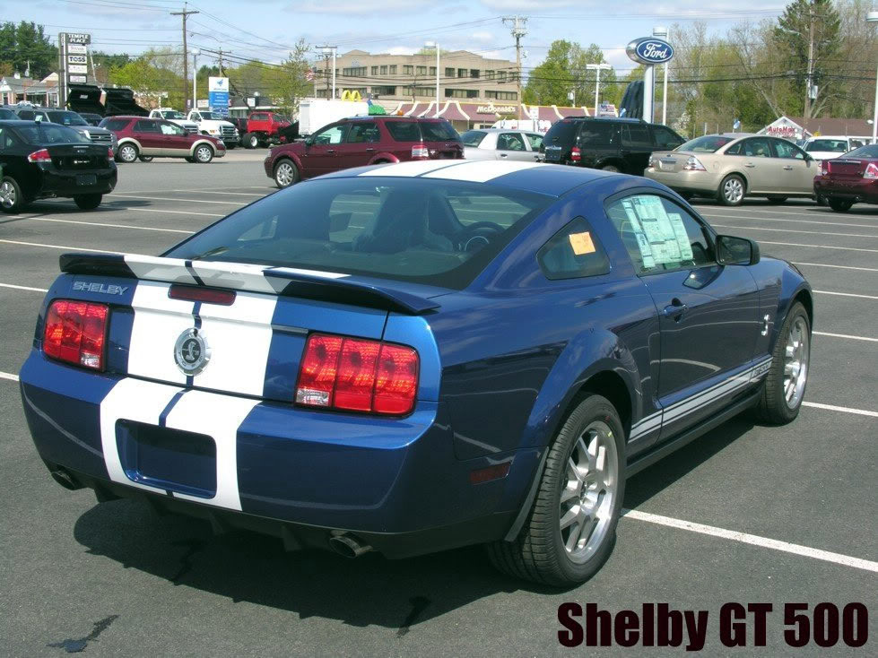 22008-Ford-Mustang-Shelby-GT500.jpg