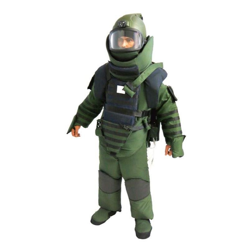 5a-uprated-eod-bomb-disposal-suit-1.jpg