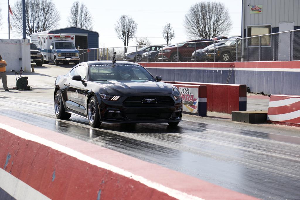 bama-performance-2015-gt-mustang-launching-at-the-track-drag-racing-9second-build1_zps48429703.jpg