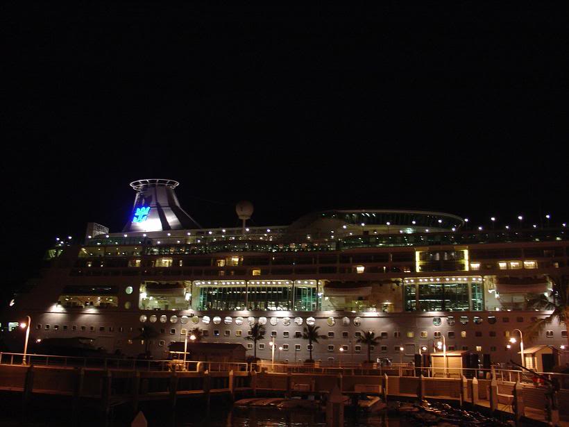 CruiseShipDocked.jpg