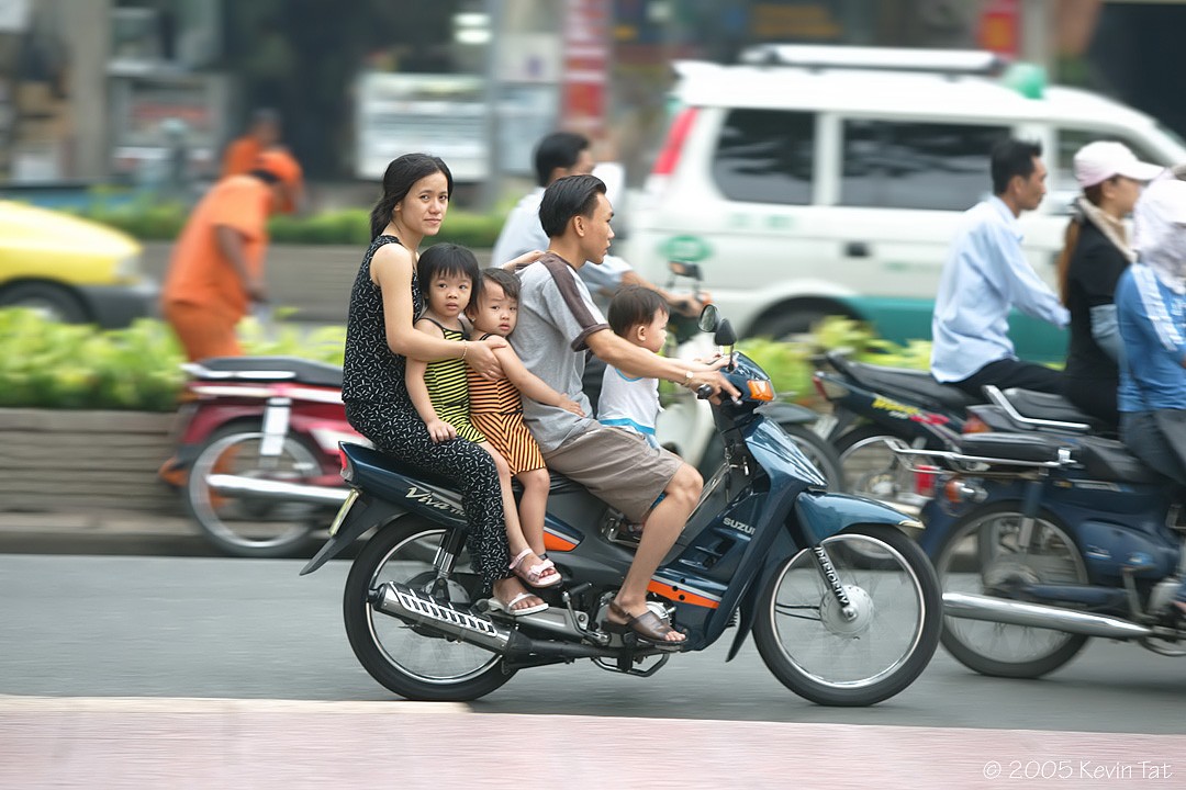 family-bike_vietnam.jpg