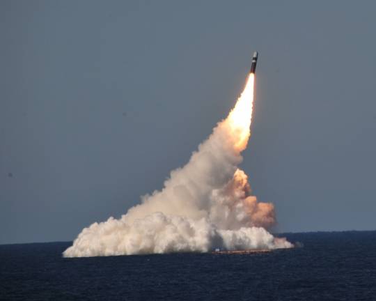 getoday.com%2Fwp-content%2Fuploads%2F2018%2F01%2F20180116_Trident-II-D5-Missile-Test-Launch-NNSA.jpg