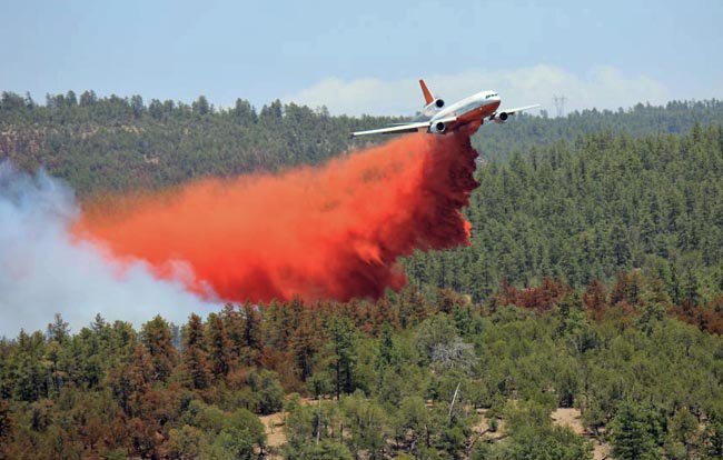 Ian-James-2-Tanker-911-pulling-up-just-after-a-drop-on-the-Poco-Fire-June-15-2012-smaller.jpeg