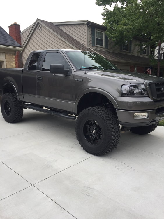 lifted supercab 37s 1.jpg