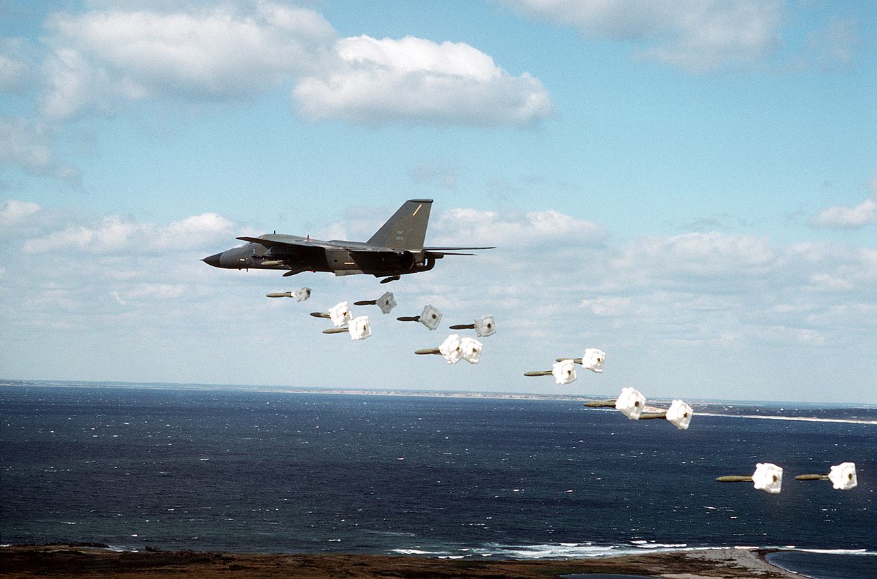 ops_Mark_82_high_drag_practice_bombs_along_a_coastline_during_a_training_exercise_DF-ST-91-02468.jpg