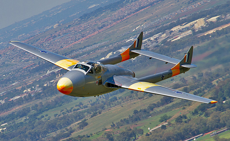 south-african-airforce-saaf-de-havilland-dh.115-vampire-trainer-jet-aircraft-11.jpg