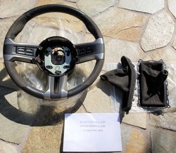 GT500 Steering wheel.jpg